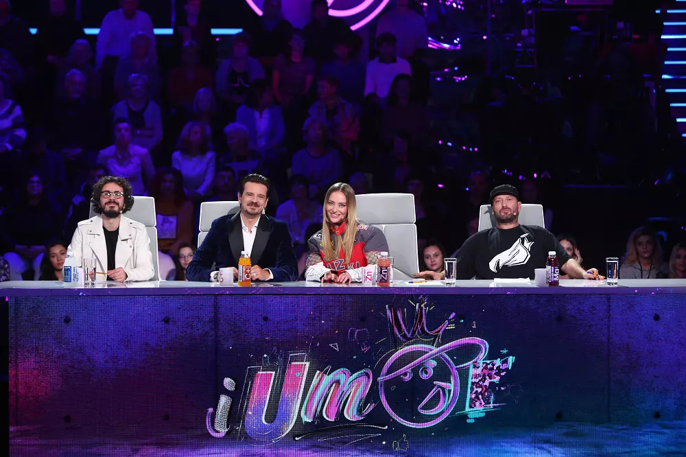 Mihai Petre vine la iUmor