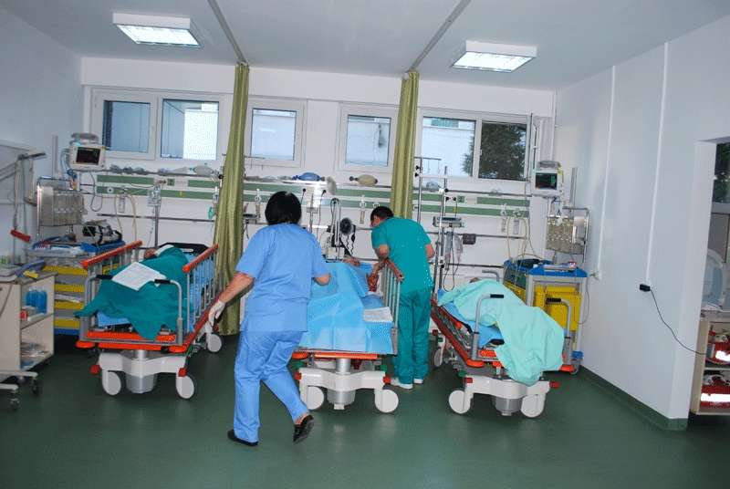 Un barbat cu suspiciune de botulism, internat la Spitalul Judetean de Urgenta Slatina