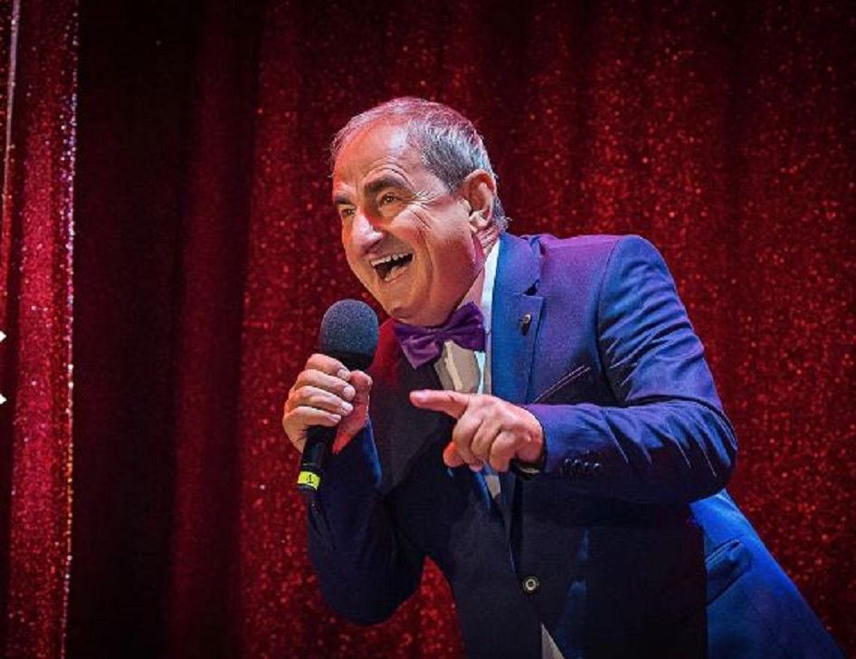 Vasile Muraru a împlinit azi 66 de ani. Actorul a fost la un pas de moarte, la naștere: ”Eram vânăt și nu respiram, am fost aruncat pe o tablă”. EXCLUSIV