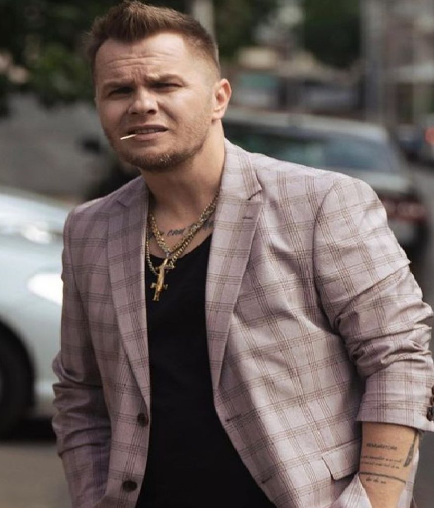 Cum a aflat Codin Maticiuc că Theo Rose, colega lui din Clanul, e însărcinată: „Eram în Los Angeles”. Cum se simte solista, la filmări. EXCLUSIV VIDEO