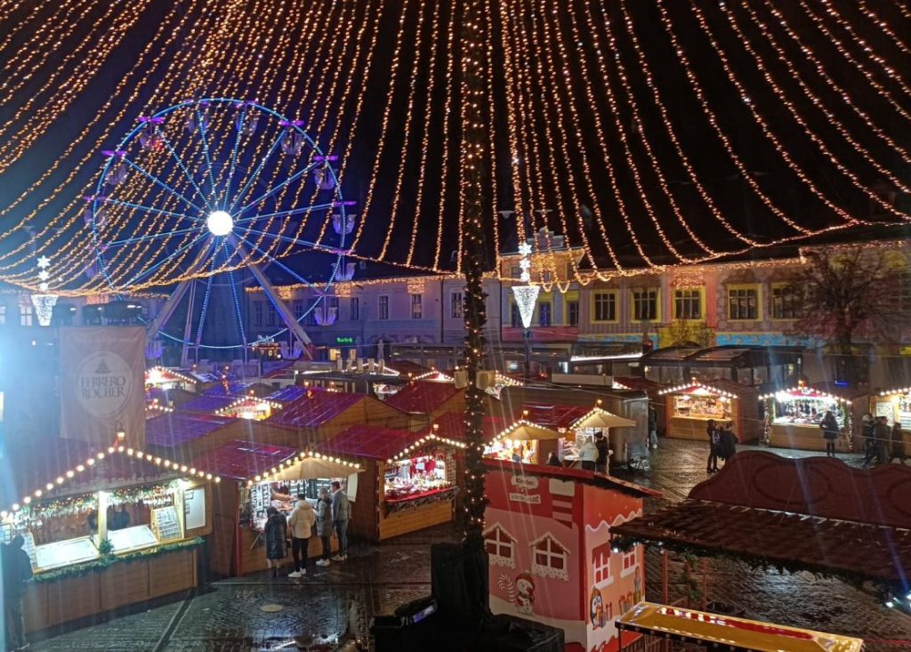 Cele mai căutate târguri de Crăciun din România. Craiova, pe locul 6 în topul celor mai frumoase târguri din Europa, înaintea unor oraşe precum Bruxelles, Praga, Moscova sau Manchester