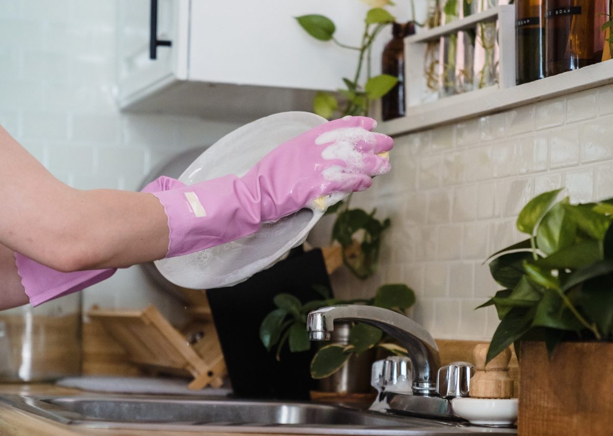 Truc genial pentru a consuma mai putin detergent de vase