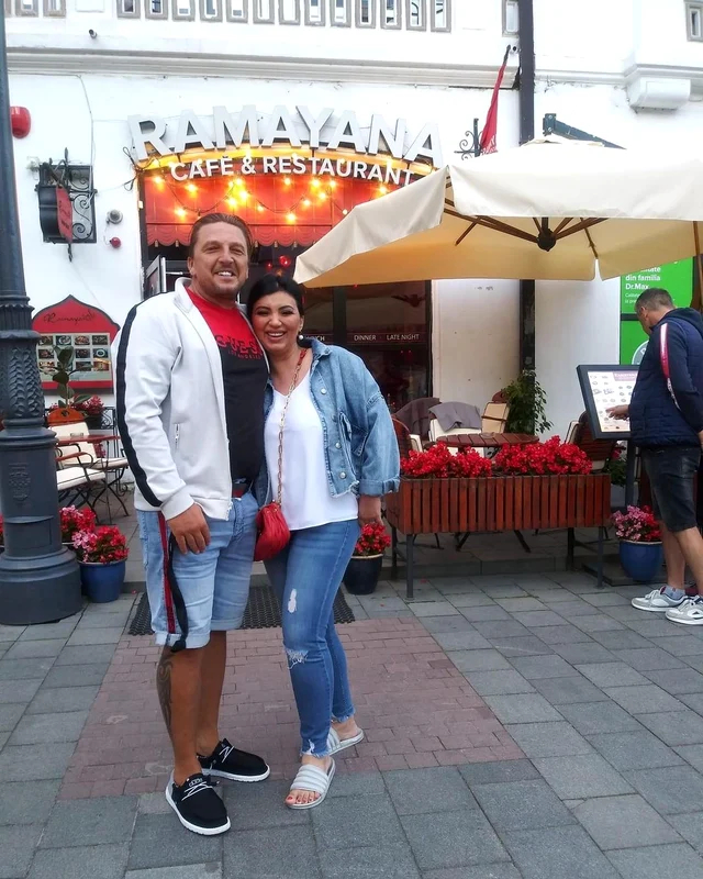 Adriana Bahmuțeanu și George Restivan se iubesc de șase luni