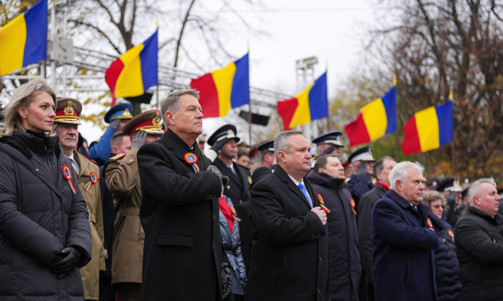 Carmen Iohannis, inlocuita la parada de Ziua nationala