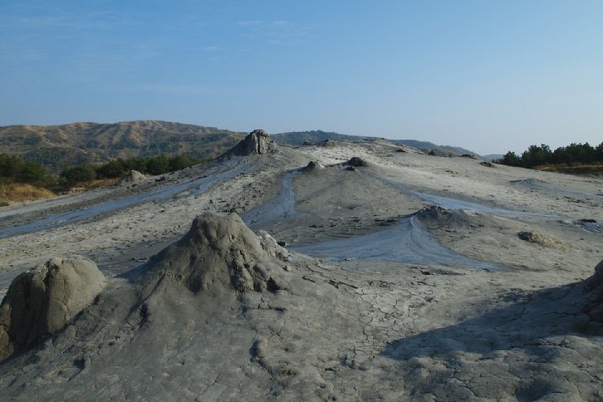 Ce sunt vulcanii noroioși: explicația fascinantă a cercetătorilor pentru fenomenul de la Pâclele din Buzău