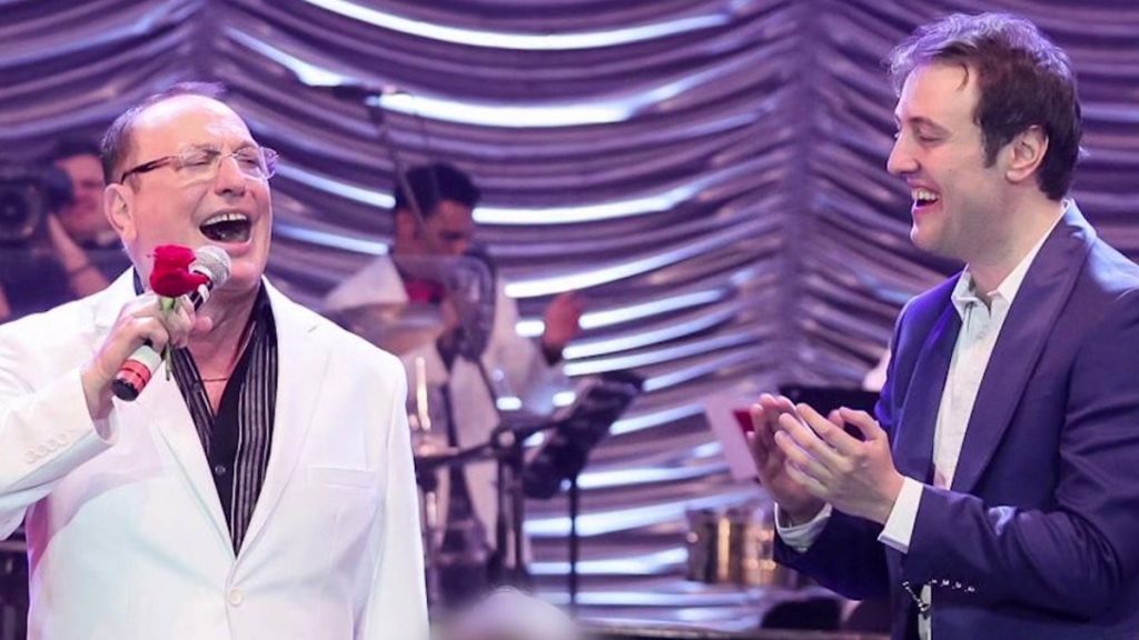 Continuă scandalul dintre tată și fiu în showbiz-ul din România. „Ne-a dat afară din casă”