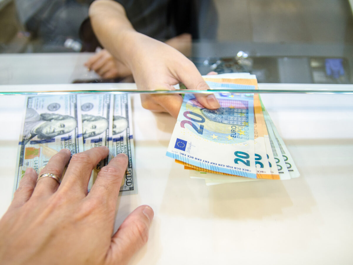Curs BNR marți, 13 decembrie 2022