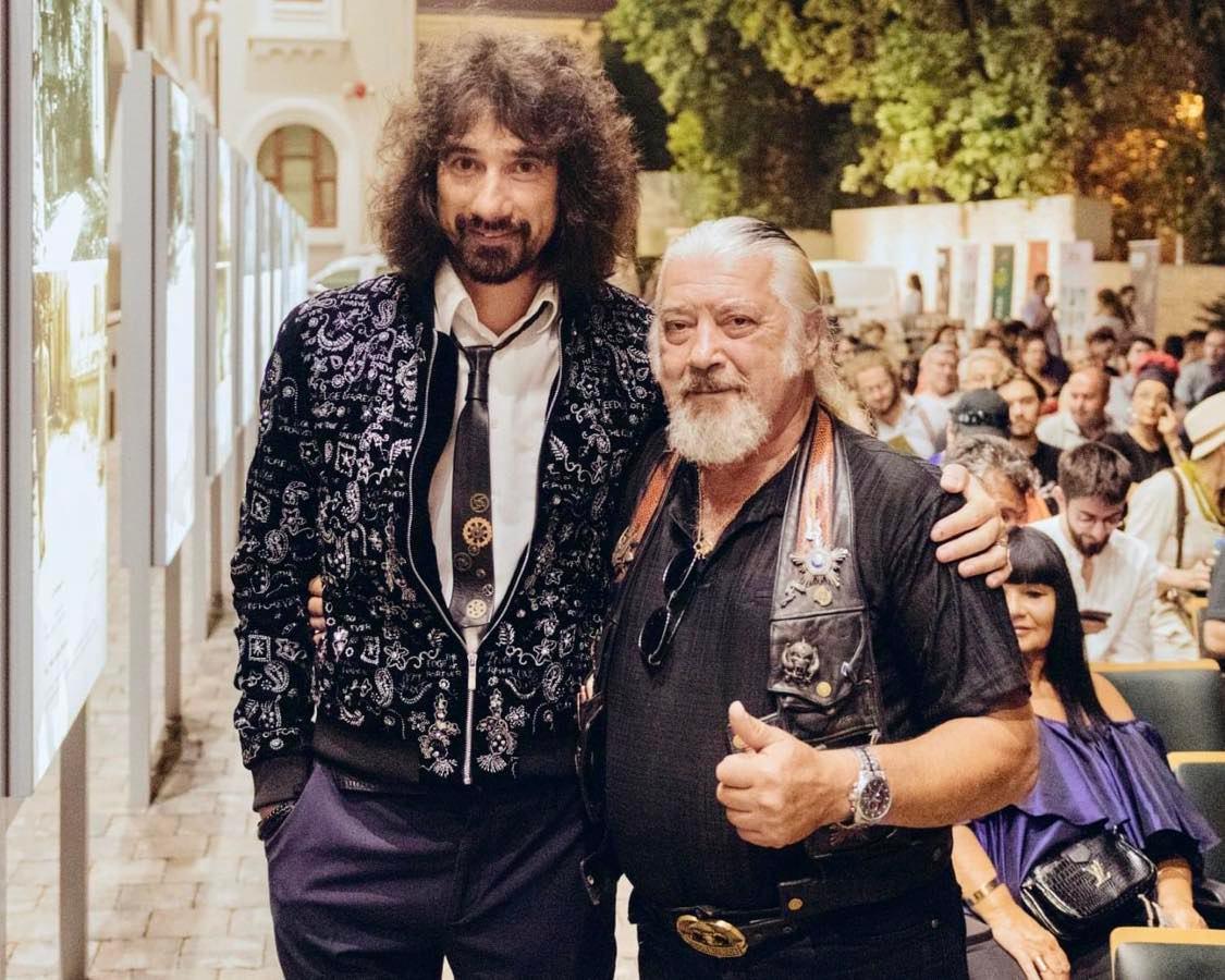 Trupa Phoenix are propriul film. Regizorul Cristian Radu Nema face dezvaluiri din culise Nicu Covaci a fost primul care l-a vazut. Ce modificari i-au cerut artistii. Exclusiv
