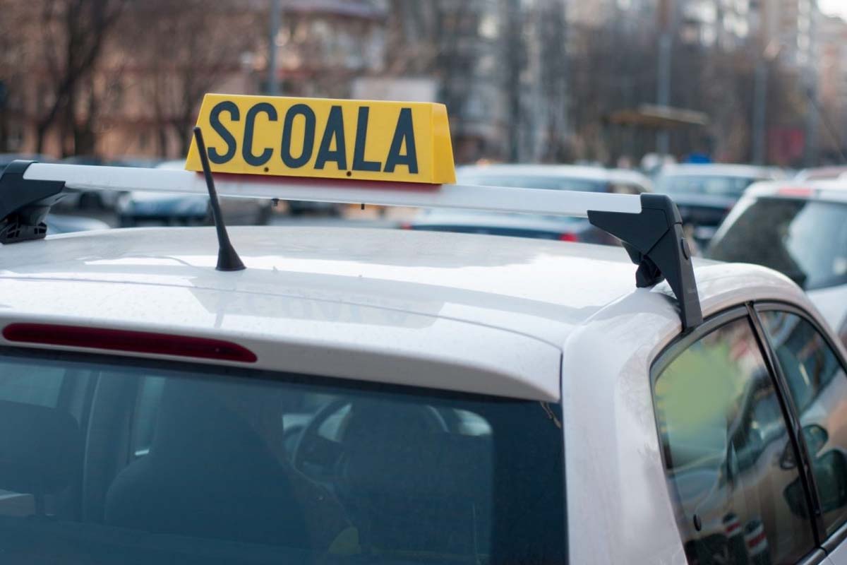 S-a schimbat legea în România pentru toți șoferii, obții mai repede permisul de conducere cine este privilegiat