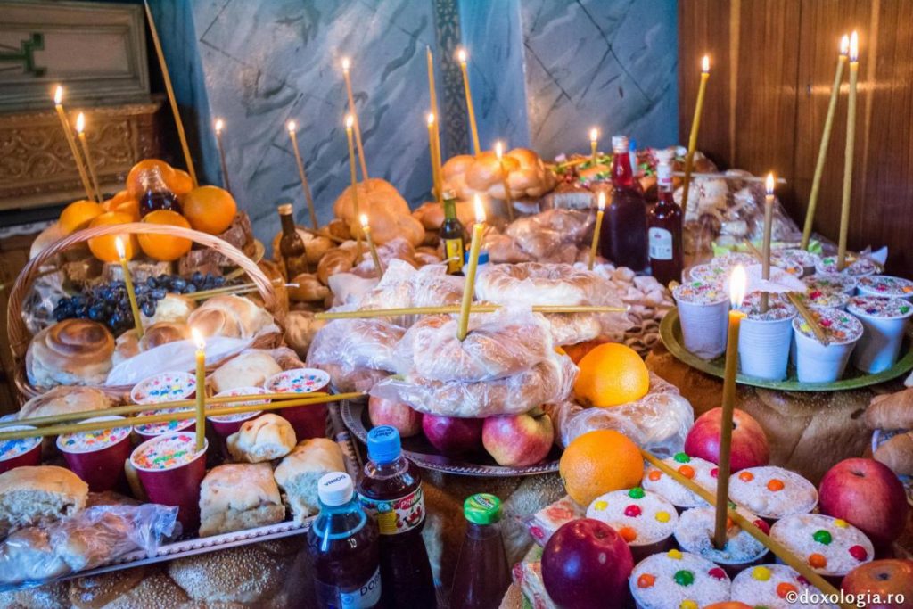 Ce se dă de pomană de Crăciun. Alimentele pe care este bine să le împarți pe 25 decembrie