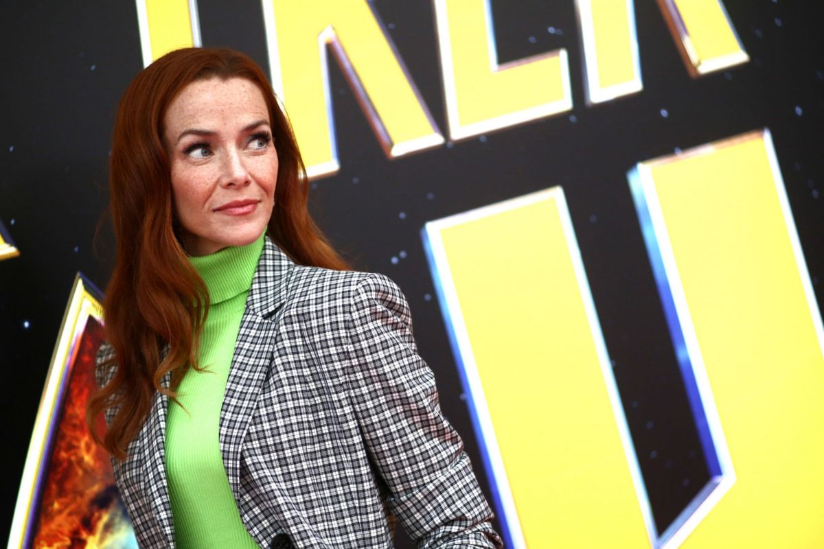 Annie Wersching 1