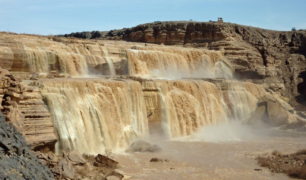 Cum vezi ”cascada de ciocolată”, când: fenomenul fascinant nu trebuie ratat, măcar o dată în viață