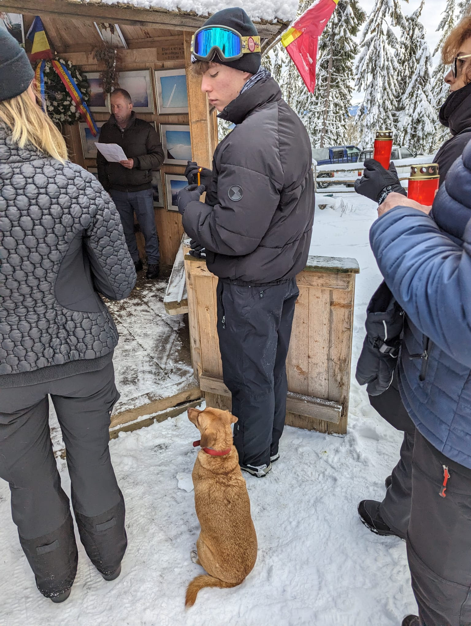 Romanița Iovan îi face parastas lui Adrian Iovan în Munții Apuseni