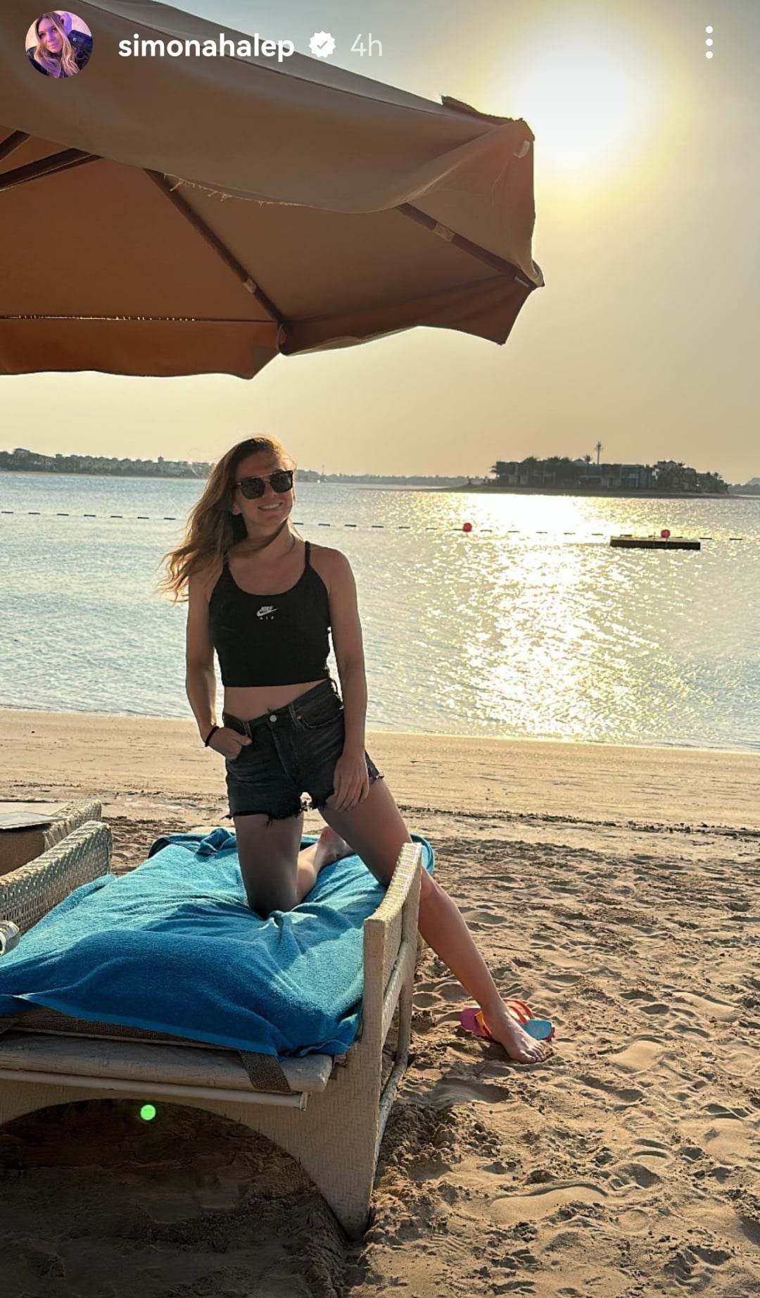 Simona Halep se relaxeaza in Dubai