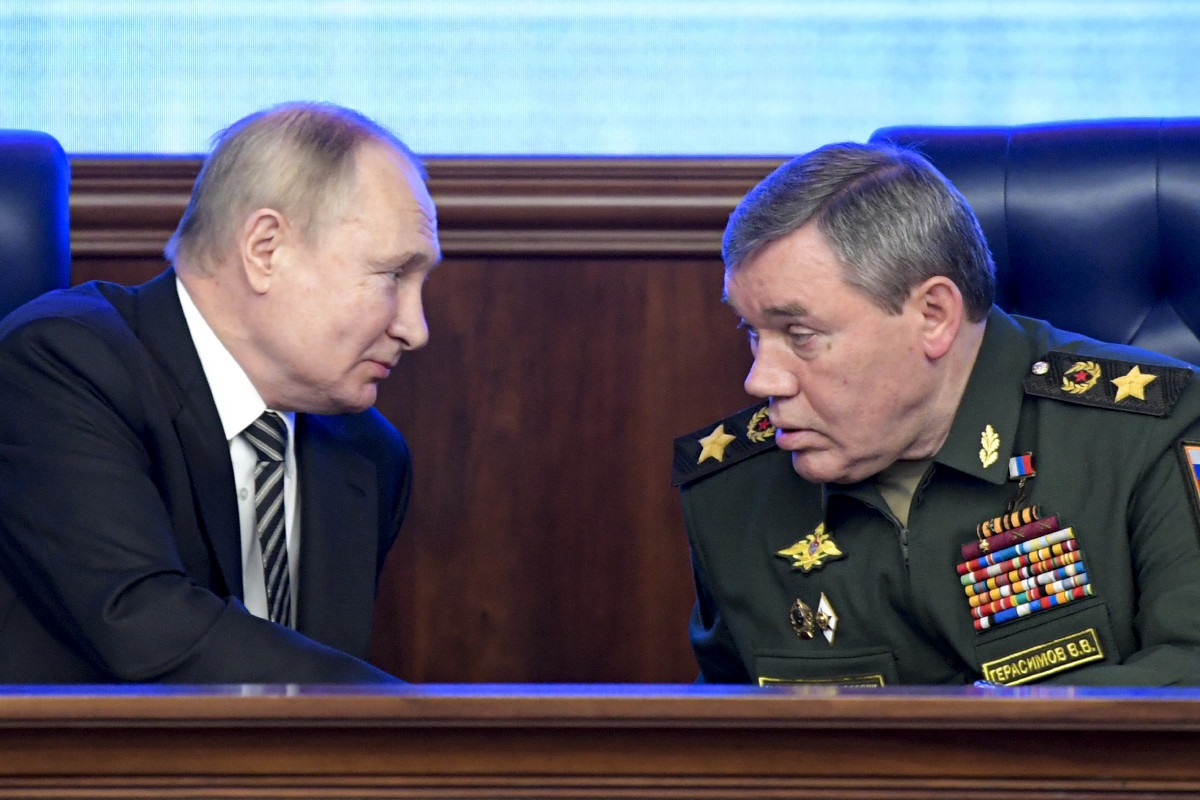 Vladimir Putin si Valeri Gherasimov