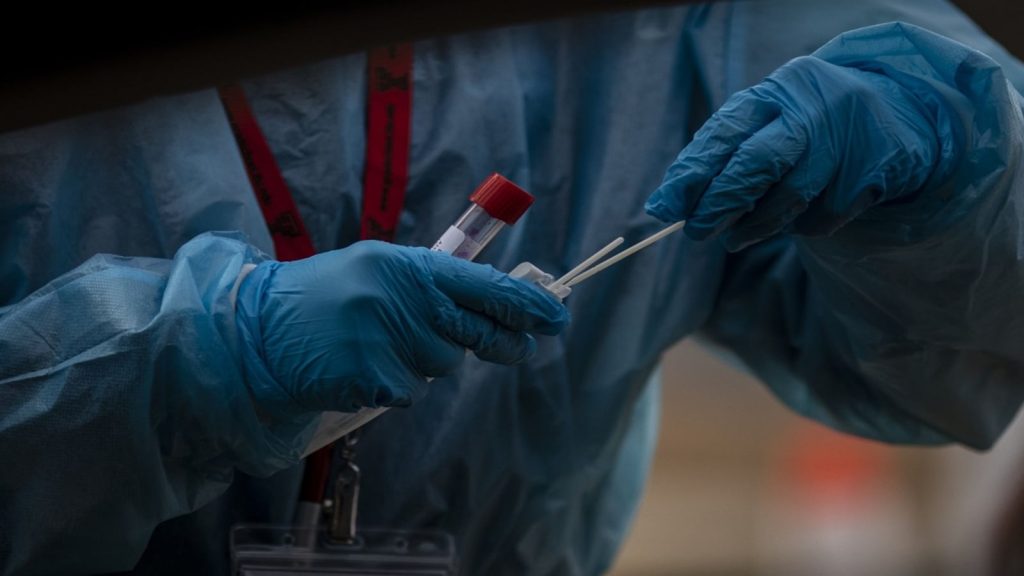 Ce spun specialiștii despre Kraken, noua variantă de Covid. Aceasta tinde să devină dominantă în SUA