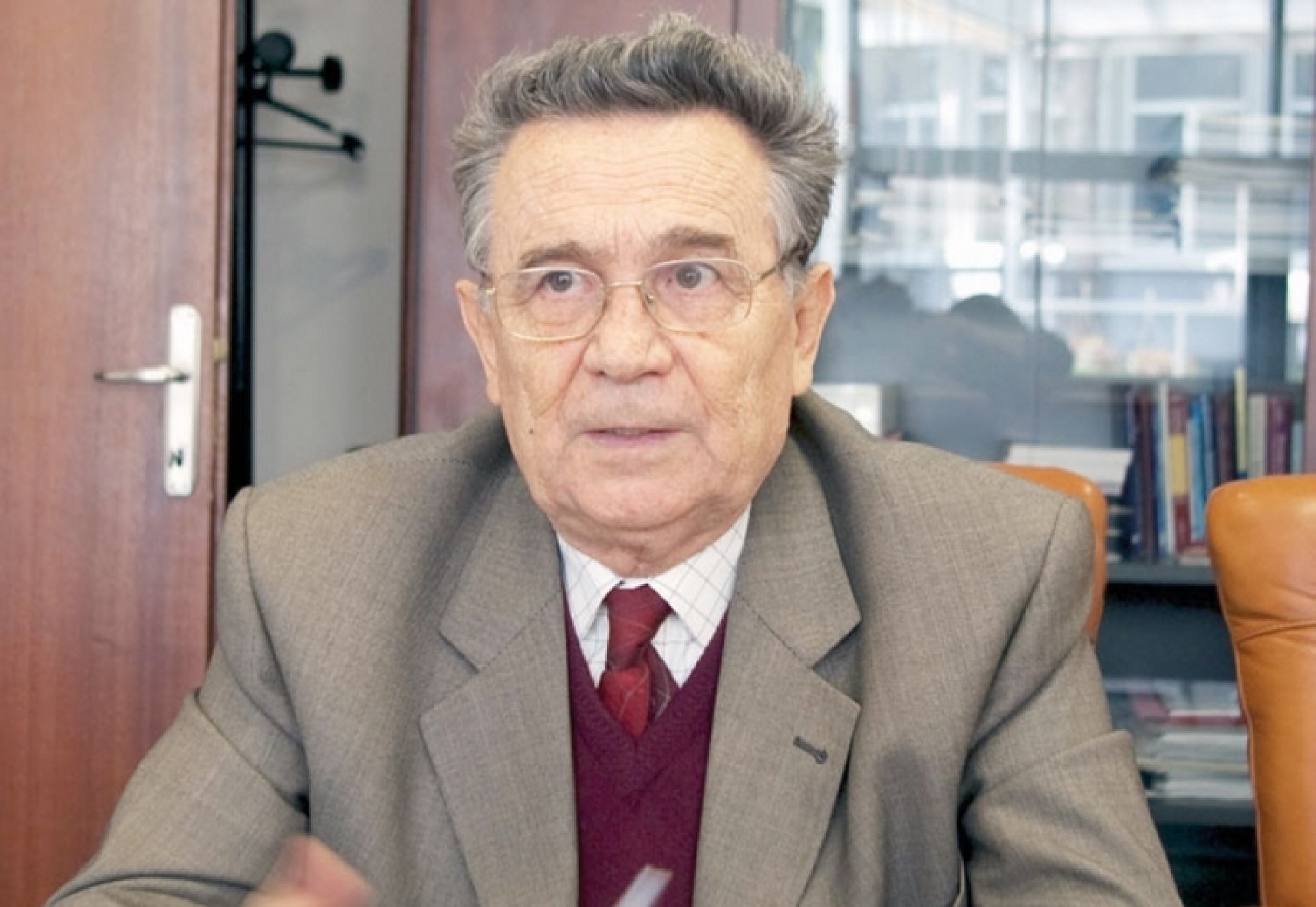 Profesorul Gheorghe Mărmureanu