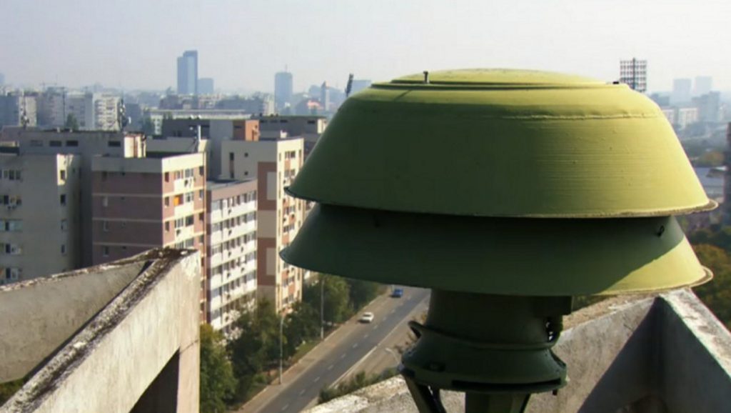 De ce vor suna sirenele de pe blocuri în toată țara pe 1 martie. Anunțul făcut de Raed Arafat: „O să informăm populația”