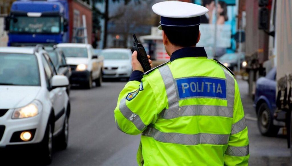 Metoda inedită folosită pentru salvarea femeii sechestrate de iubit în portbagajul mașinii. Doar în filmele americane mai vezi asta