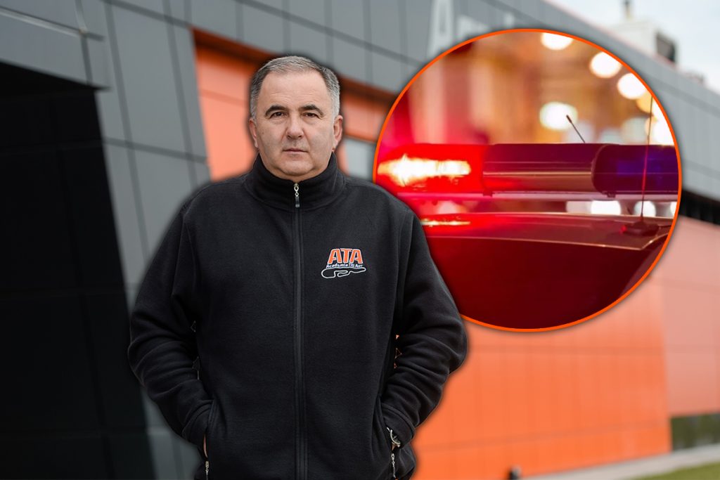 Obiceiul greșit al șoferilor, când întâlnesc o autospecială cu girofar pe drum. Explicații lui Titi Aur, ce nu trebuie să facă sub nicio formă