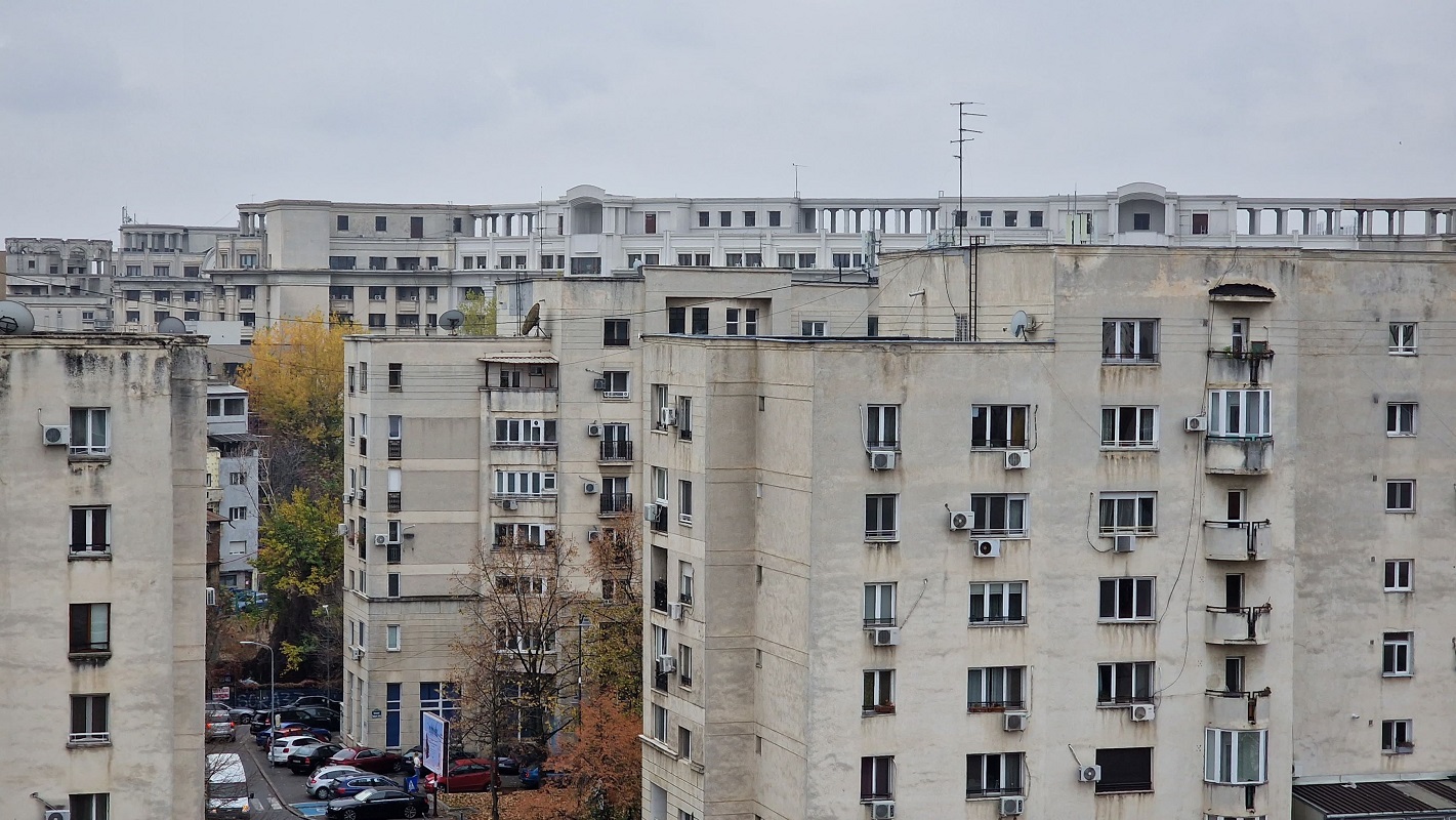 Toți românii care stau la apartamente trebuie să știe: ”legea blocurilor” se lasă cu amenzi