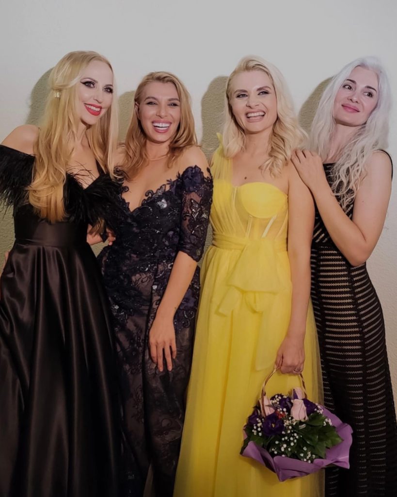 „Spune-le oamenilor de ce ai plecat din trupă”