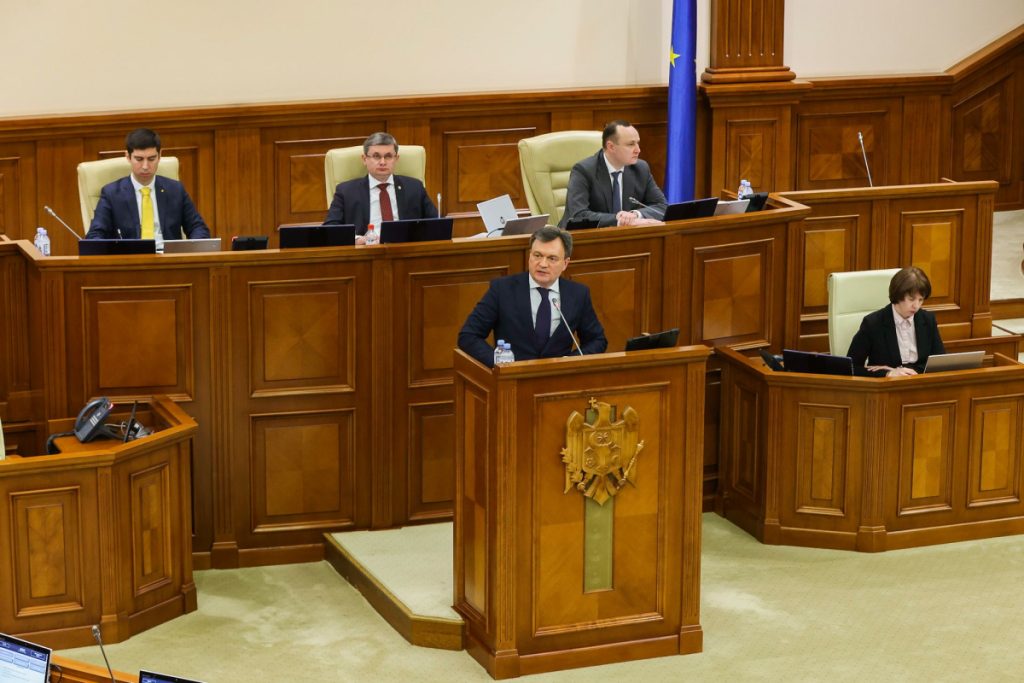 Republica Moldova are un nou Guvern. Prim-ministrul Dorin Recean și membrii cabinetului său au depus astăzi jurământul
