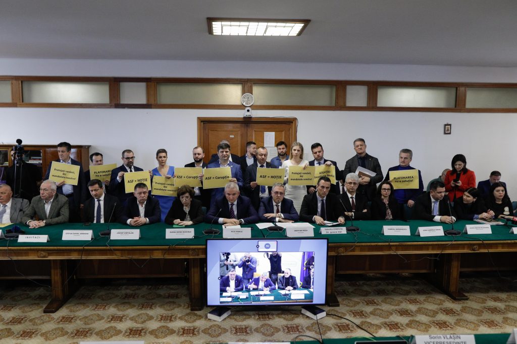 Momente tensionate la audierea conducerii ASF în Parlament. Cum au reacționat reprezentanții AUR