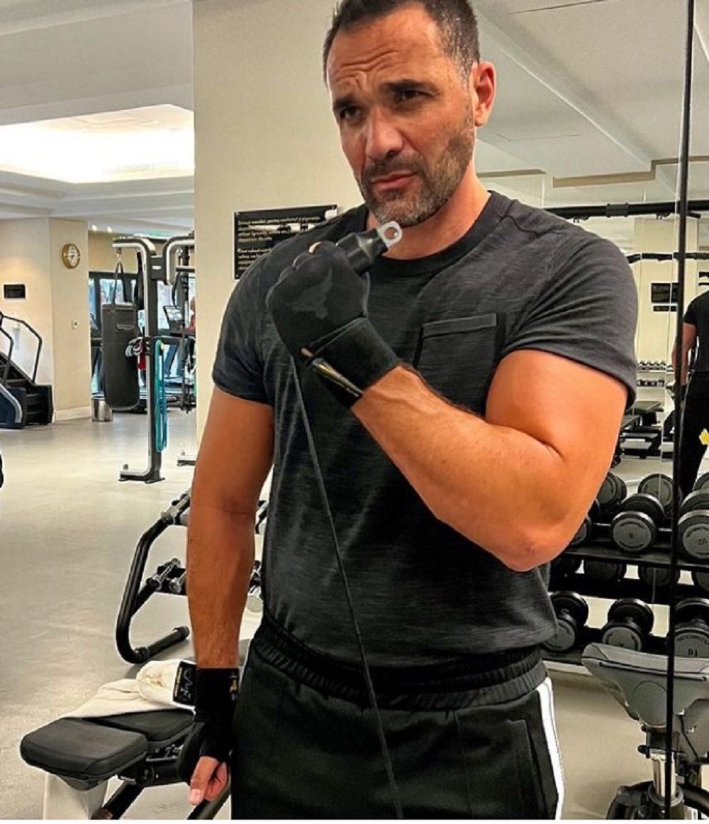 Țiriac Jr. e de nerecunoscut. Cum a fost surprins în public, în timp ce iubita Sorana Cîrstea se află la o competiție în America. Foto