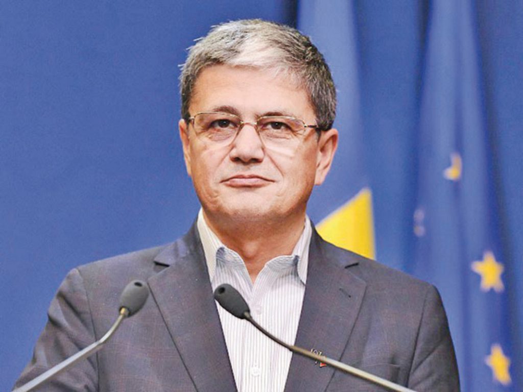 Anunț de ultimă oră de la Guvern. Au intrat banii pe card pentru alimente și mese calde