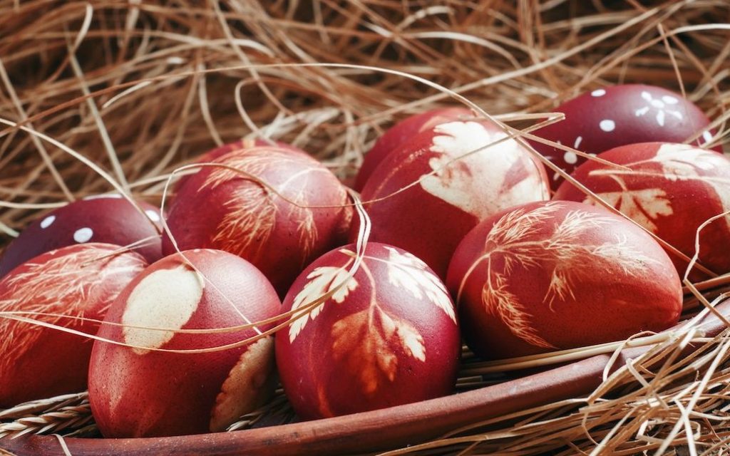 Ce este bine să faci cu oul sfințit de Paște. Tradiția pe care să o respecți pentru noroc și sănătate