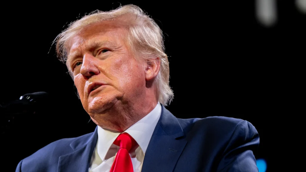 Donald Trump ar putea lipsi de la nunta fiului său din cauza războiului din Iran