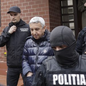 Florin Calinescu da de pamant cu dosarul lui Dan Diaconescu