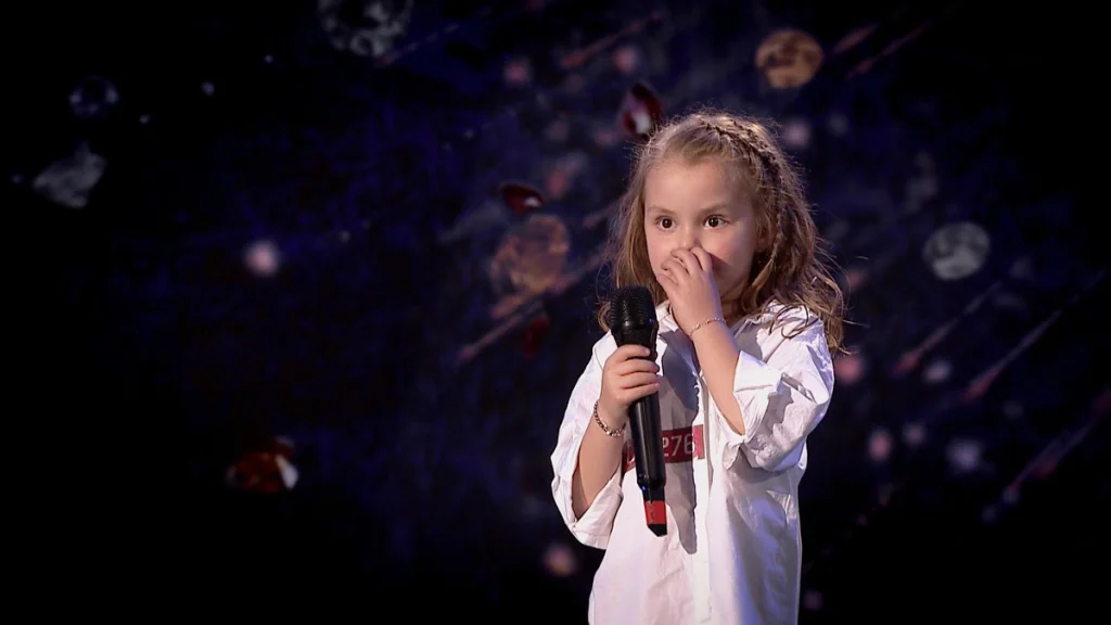 Cine este Amira Oloșutean, golden buzz la Românii au talent. Are doar 6 ani și l-a impresionat pe Andi Moisescu