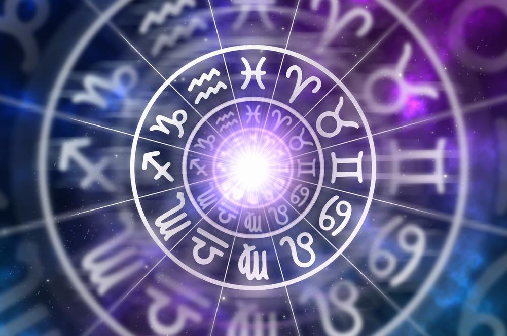 Horoscop miercuri, 26 aprilie 2023. Zodia care atrage ca un magnet iubirea, dar şi banii 