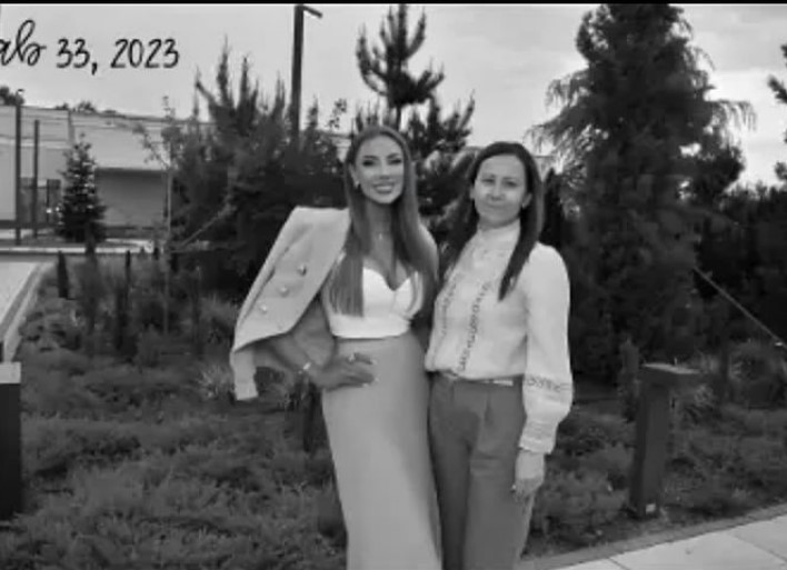 Bianca Dragusanu si mama ui Gabi Badalau