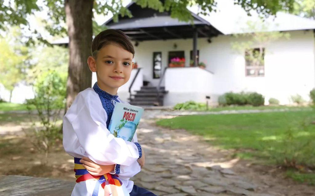 Cine sunt și cu ce se ocupă părinții lui Rareș Prisacariu, copilul-fenomen de la „Românii au talent”. Detalii emoționante