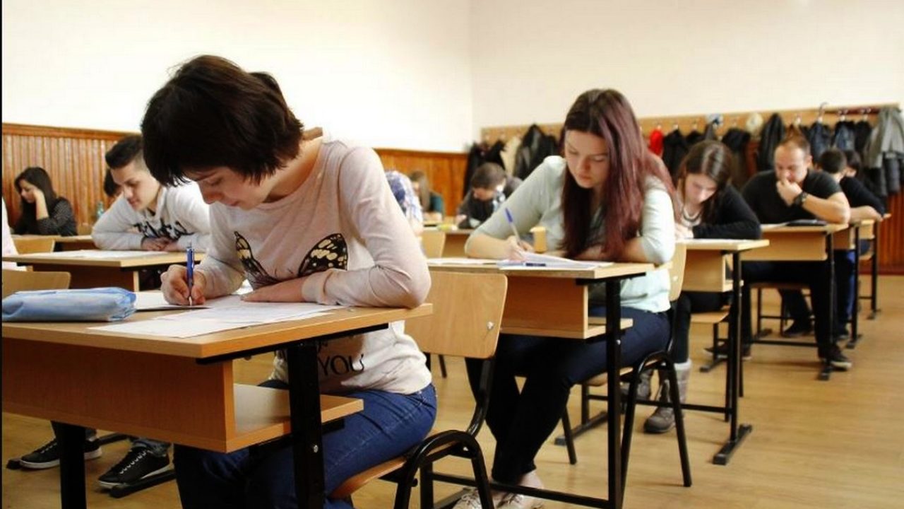 Apare o nouă materie în școlile din România. Ce vor studia elevii la liceu