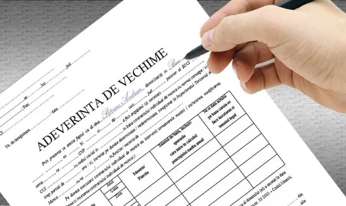 Ce este carnetul de muncă: toți românii ar trebui să aibă așa ceva în casă