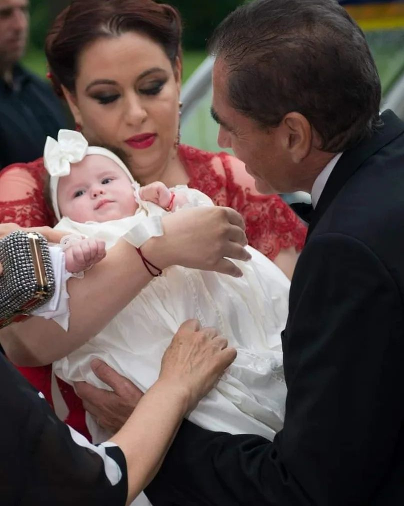 Ce i-a urat Oana Roman lui Marius Elisei, la 9 ani de la nunta si botezul fiicei Ne-am pierdut undeva pe drum