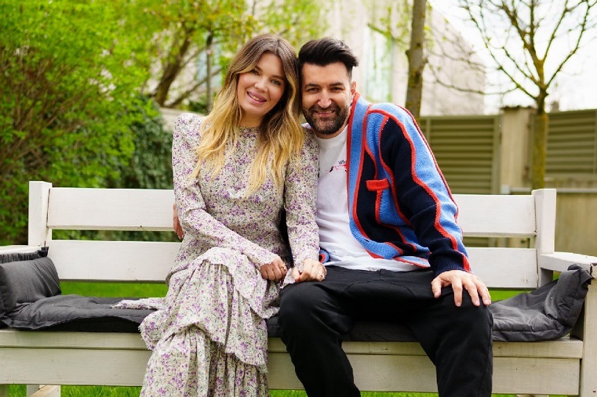 Clipe de panica pentru Smiley in luna de miere