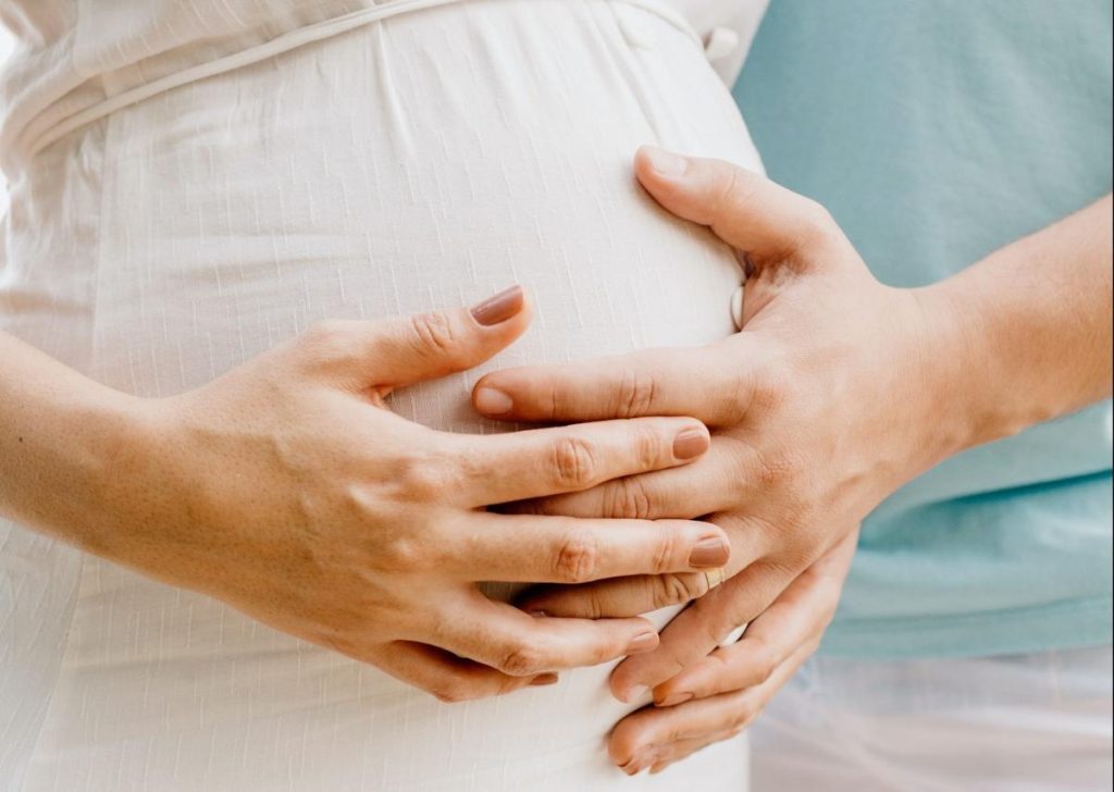 Numele ales de mamă pentru bebelușul ei a atras un val de critici din partea familiei. „Este cel mai prost din istoria omenirii”