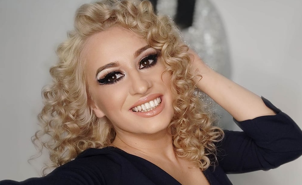 Anisia Gafton revine pe micul ecran la “Săriți de pe fix”. A obținut jobul după un casting de 5 ore: “Așa sunt eu în general, nu trebuie să joc un rol” EXCLUSIV