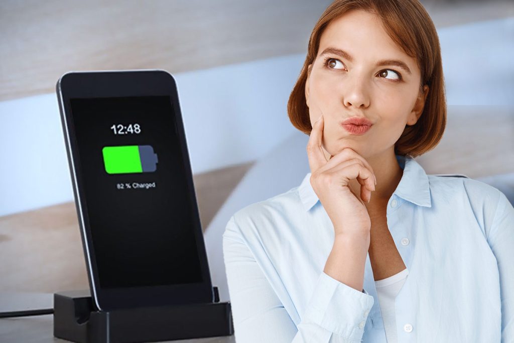 Ce se întâmplă cu telefonul tău dacă îl lași la încărcat toată noaptea
