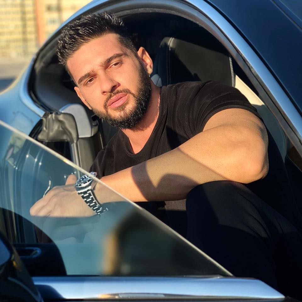 Influencerul Dorian Popa, condamnat la 8 luni cu suspendare și muncă în folosul comunității pentru că a condus sub influență