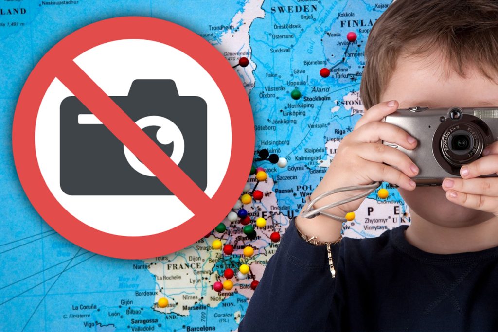 Țara din Europa în care vor fi restricții pentru părinții care postează fotografii cu copiii lor. De ce se pregătește această decizie