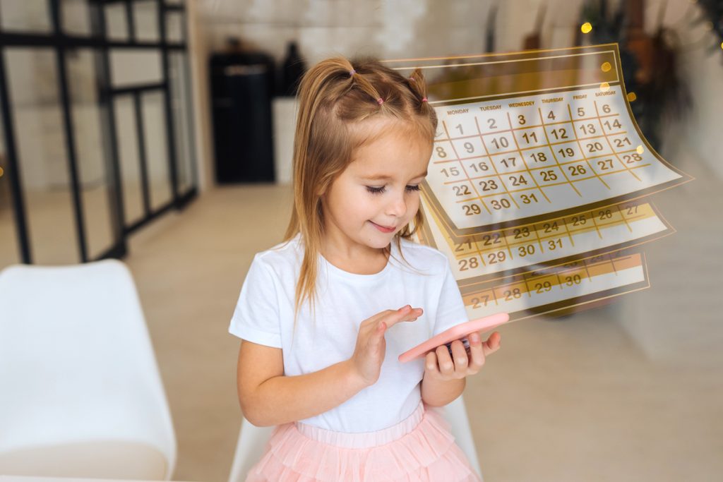 La ce vârstă ar trebui să aibă un copil un telefon mobil? Importanța limitării expunerii la ecran  