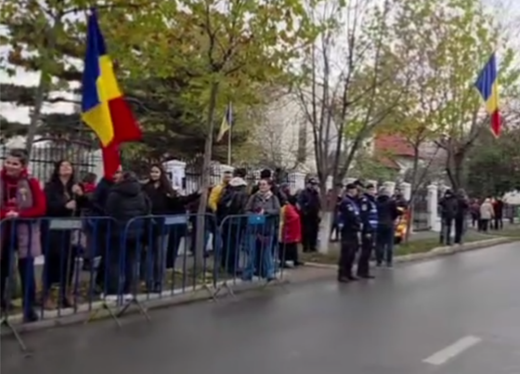 Sute de români deportaţi din Germania după ce li s-au tăiat ajutoarele sociale… În curând, îi vedem în față la Poliția Buftea!