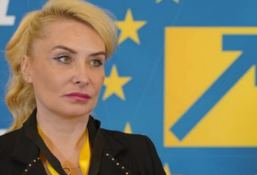 Stenograme: avocata de la PNL reținută pentru trafic de influență se lăuda că „eu sunt fosta gagică a lui Ludovic Orban”. Mandolina aia făcea minuni!