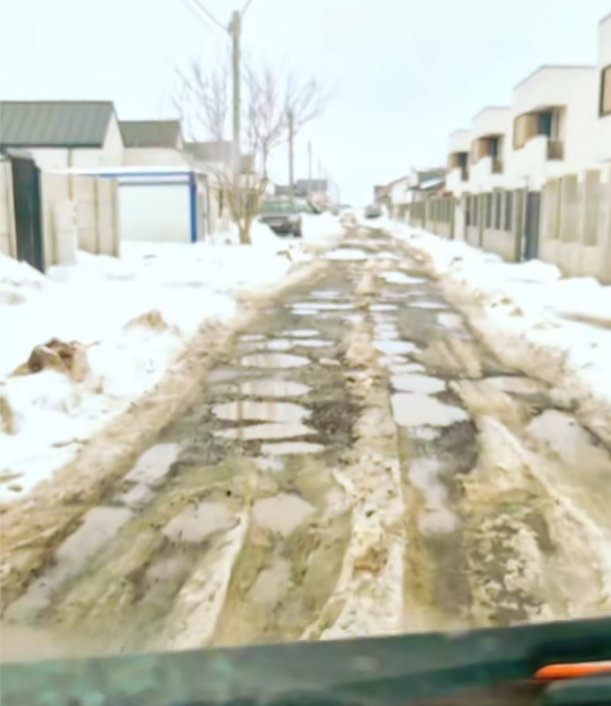 Jacuzzi lângă jacuzzi pe toate drumurile, după topirea zăpezii